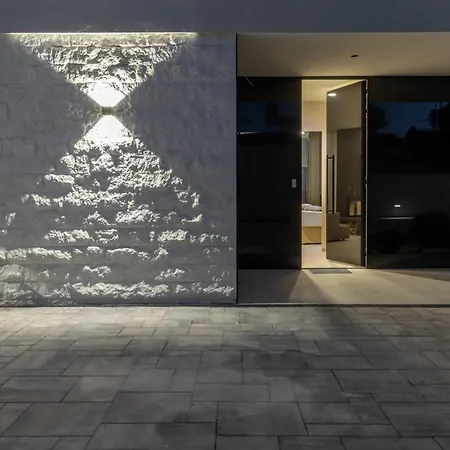 Attractive 5 Bedrooms Precious Amazing Sea Views * 로고즈니차