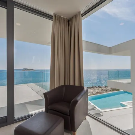 Attractive 5 Bedrooms Precious Amazing Sea Views Villa Rogoznica (Sibenik-Knin)