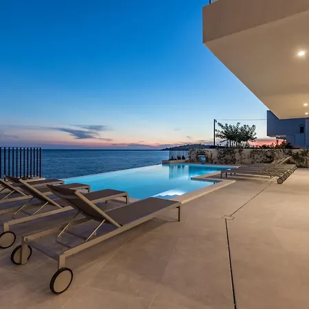 Attractive 5 Bedrooms Precious Amazing Sea Views Villa Rogoznica (Sibenik-Knin)
