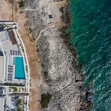 빌라 Attractive 5 Bedrooms Precious Amazing Sea Views *